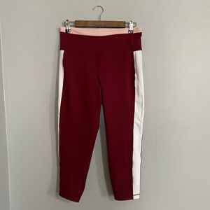 Large Old Navy Multicolored Cropped Leggings